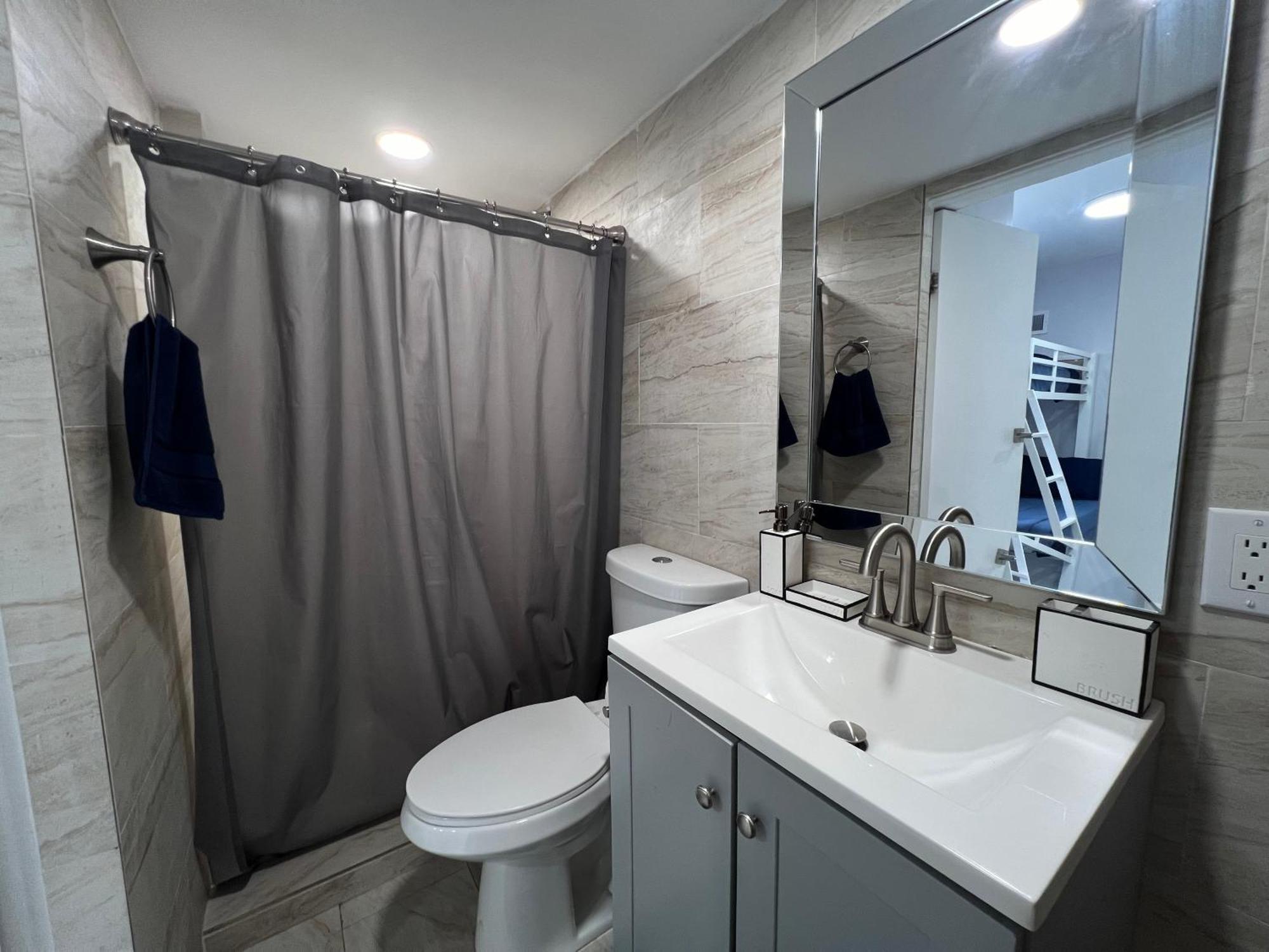 Charming Two Bedroom Apartment. 마이애미 외부 사진